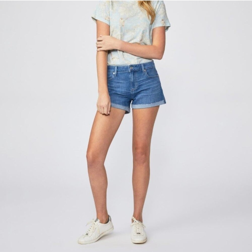 PAIGE Jimmy Jimmy Medium Washed Jean Shorts Sz 28